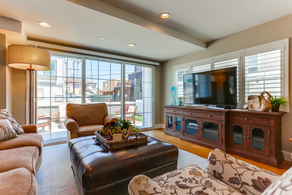 Virtual tour photo 13 of 61 for 841 Jamaica Ct