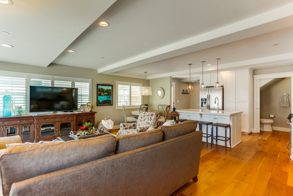 Virtual tour photo 15 of 61 for 841 Jamaica Ct