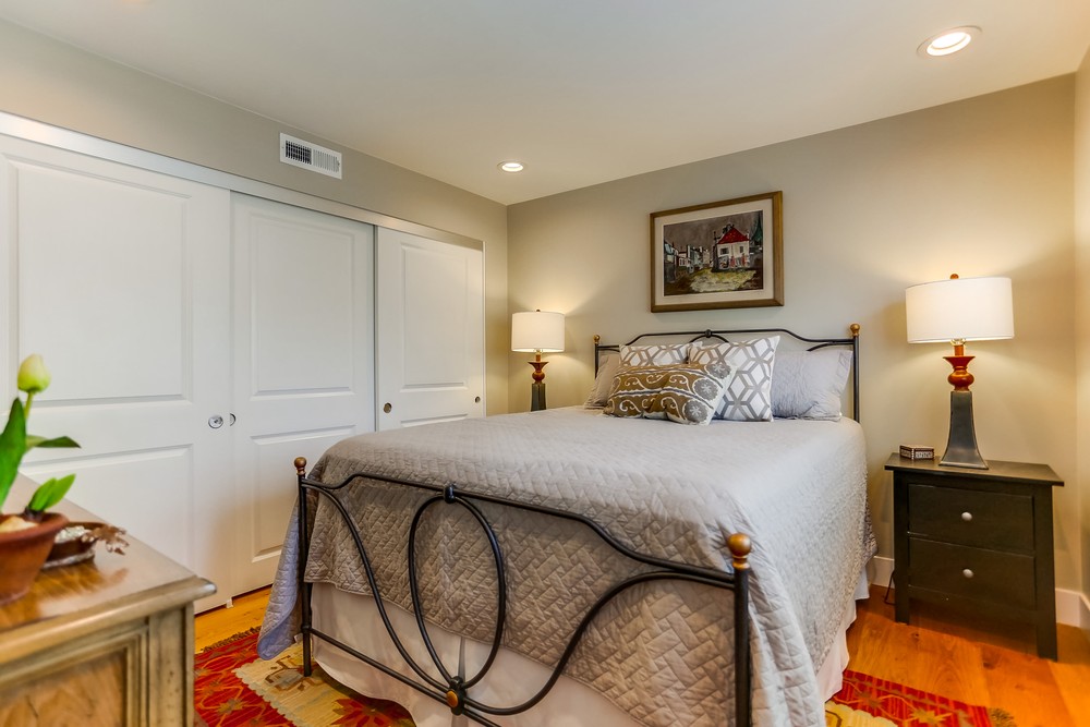 Virtual tour photo 49 of 61 for 841 Jamaica Ct