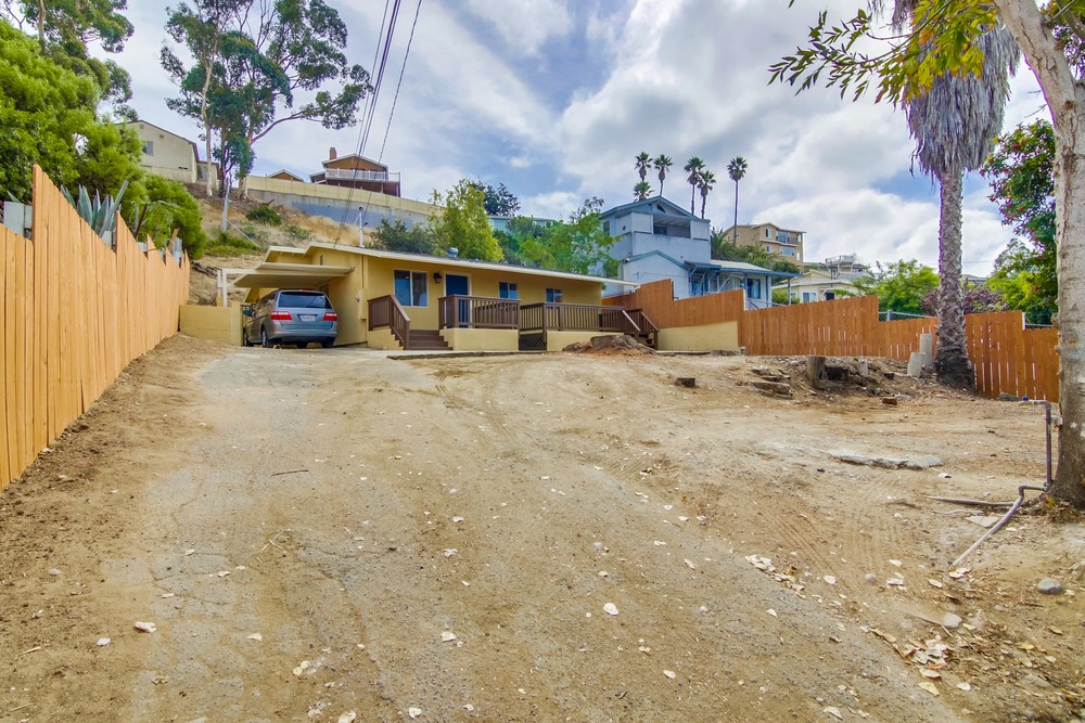 Virtual tour photo 4 of 42 for 841 Winston Dr
