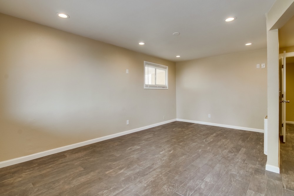 Virtual tour photo 16 of 42 for 841 Winston Dr