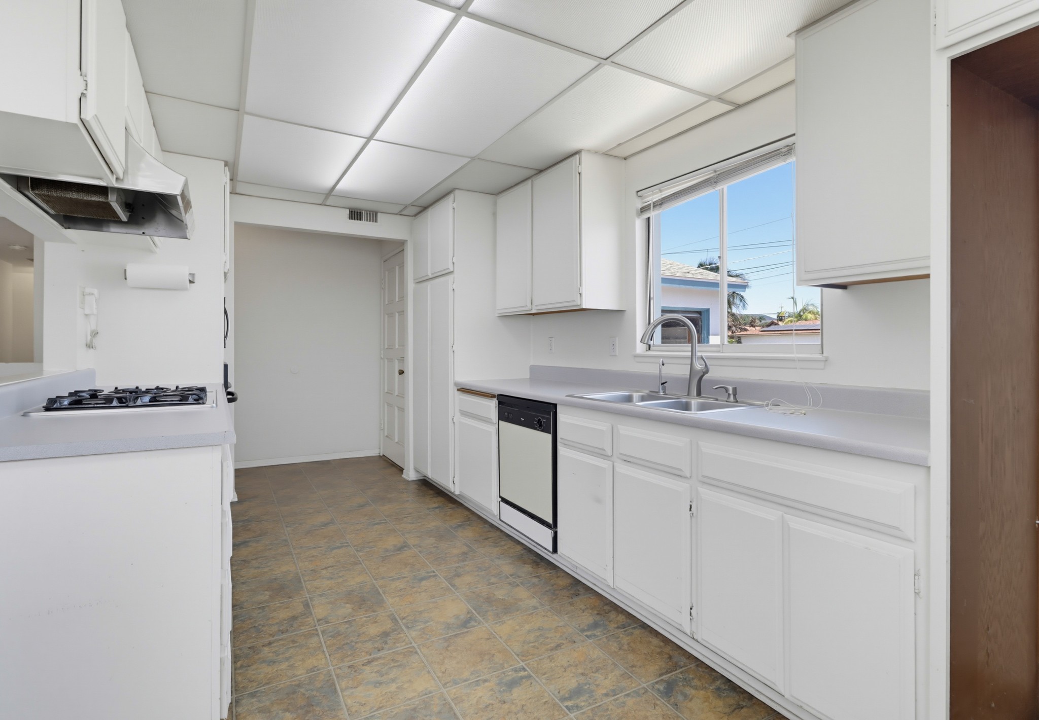 Virtual tour photo 17 of 47 for 8411 Kappa St