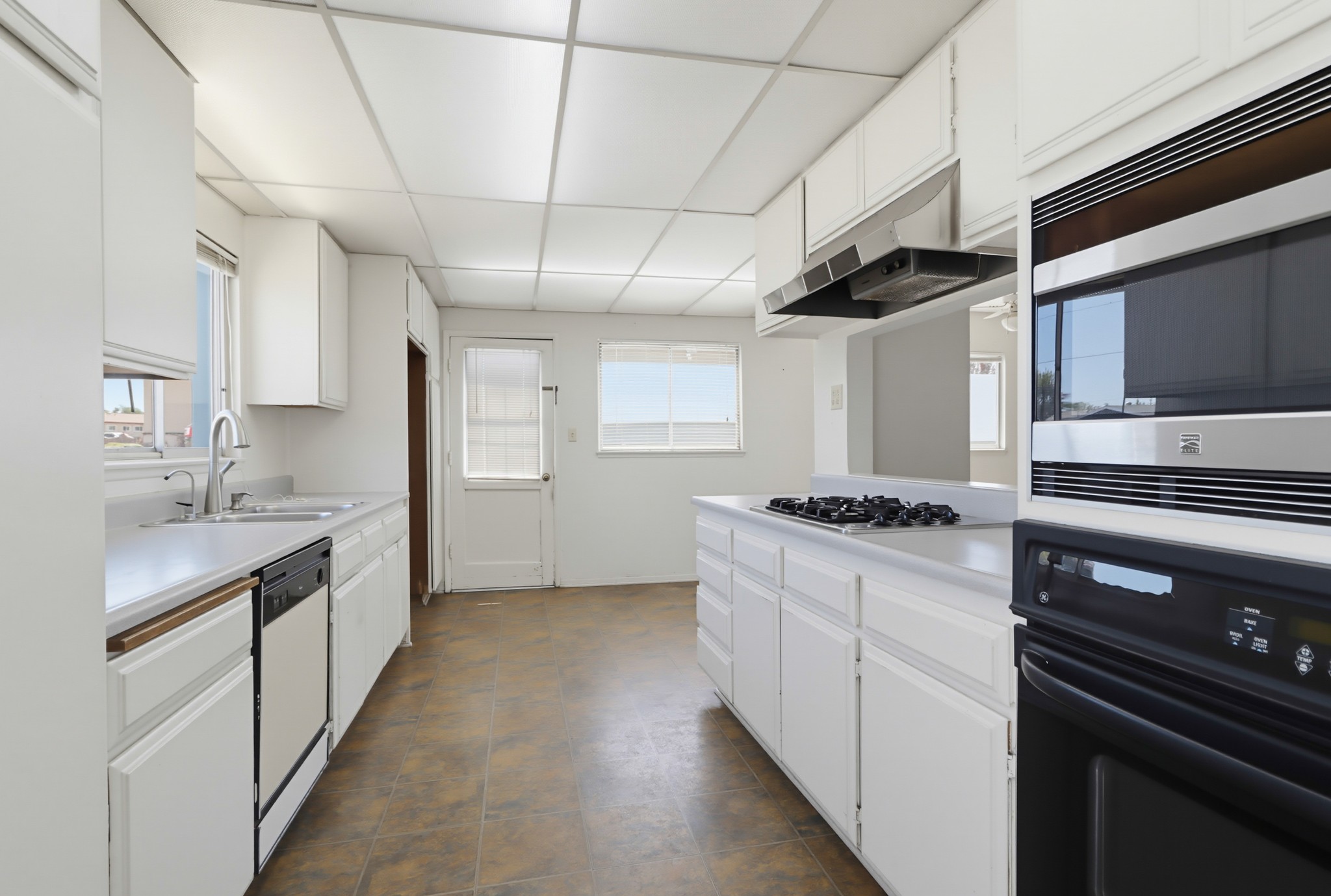 Virtual tour photo 18 of 47 for 8411 Kappa St