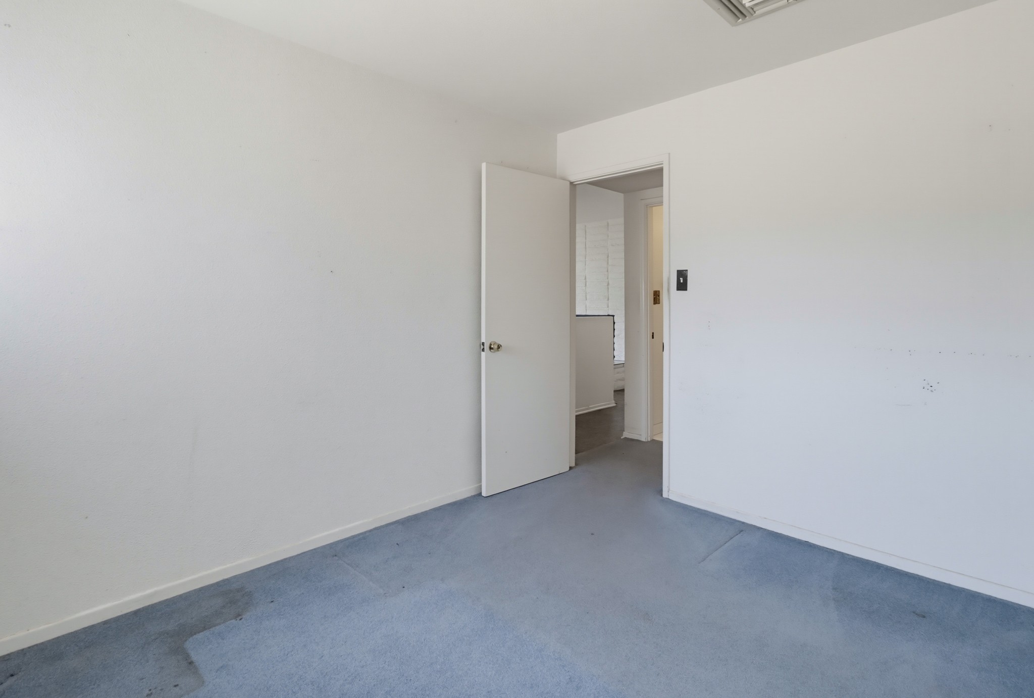 Virtual tour photo 21 of 47 for 8411 Kappa St