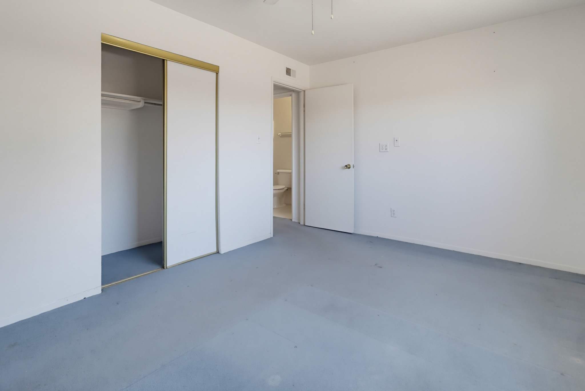 Virtual tour photo 31 of 47 for 8411 Kappa St
