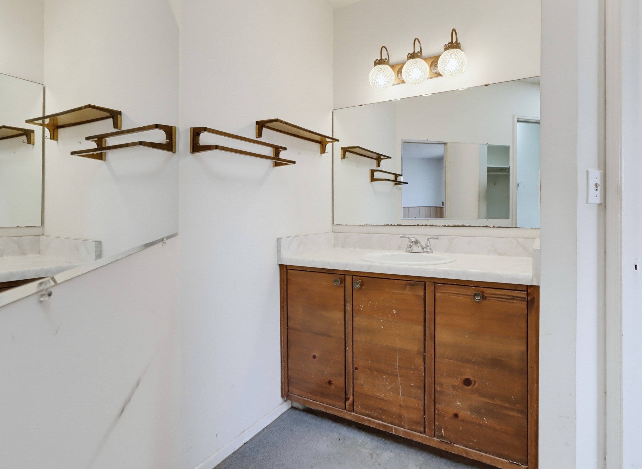 Virtual tour photo 37 of 47 for 8411 Kappa St