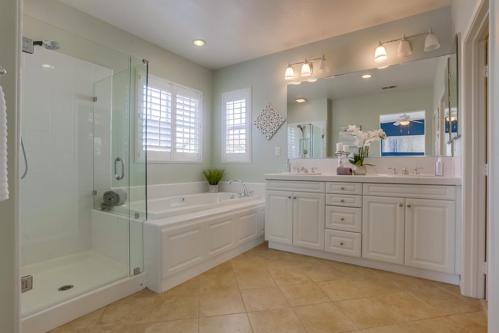 Virtual tour photo 31 of 51 for 8417 Kern Crescent