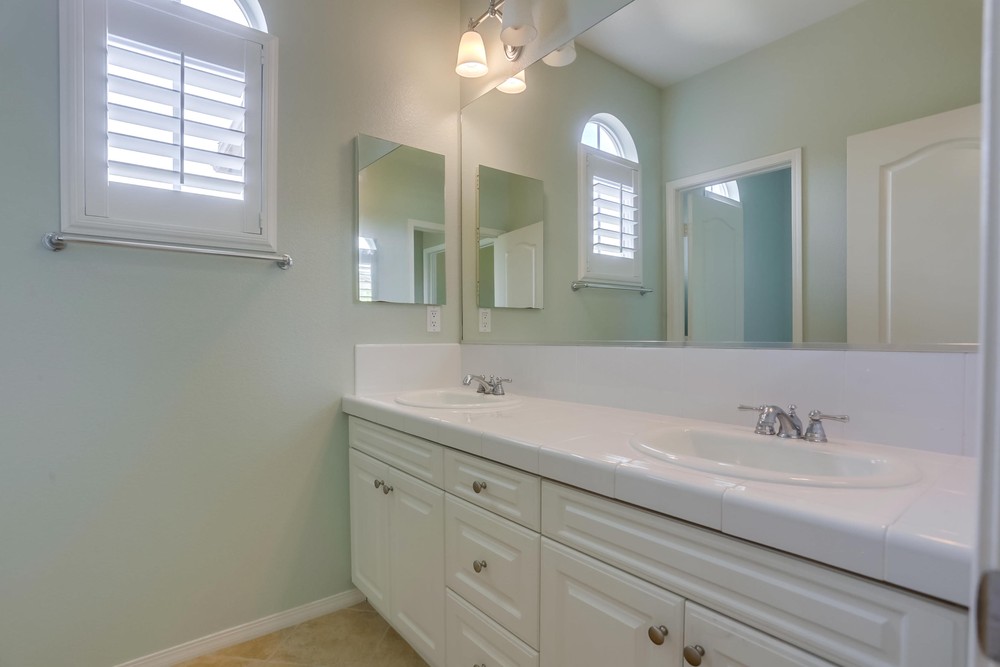Virtual tour photo 41 of 51 for 8417 Kern Crescent
