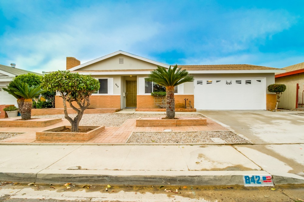 Virtual tour photo 1 of 51 for 842 Grissom St