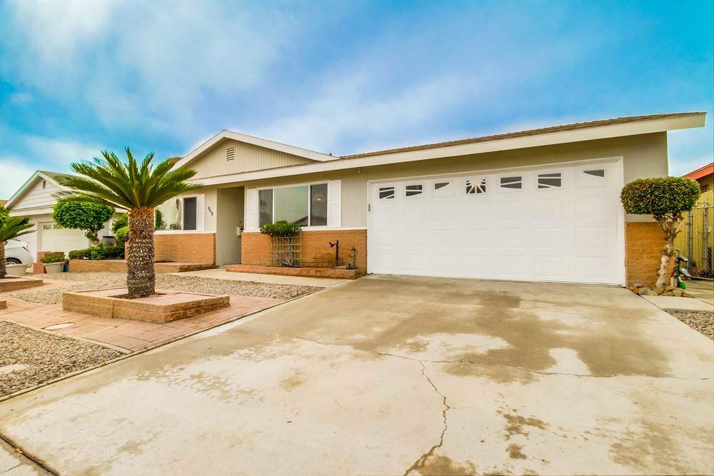 Virtual tour photo 4 of 51 for 842 Grissom St