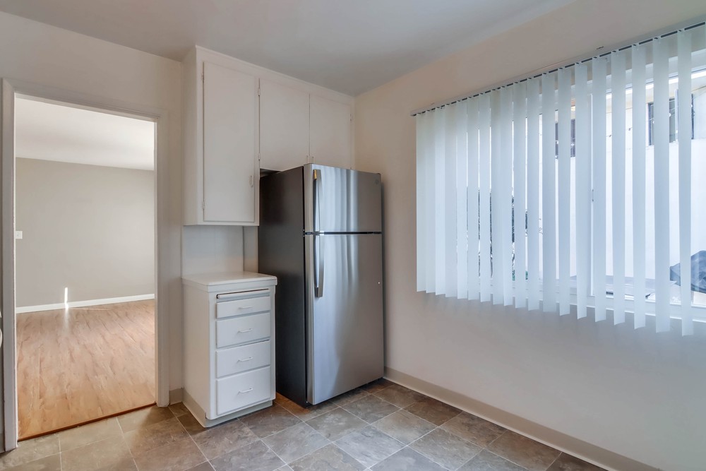 Virtual tour photo 16 of 22 for 843 Felspar St