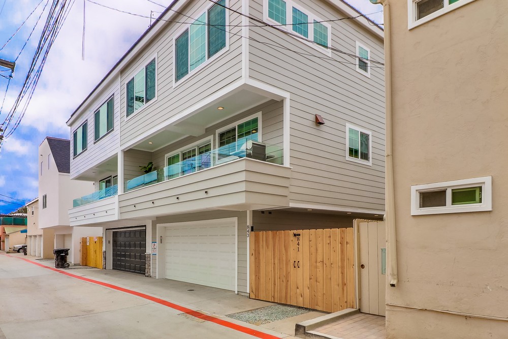 Virtual tour photo 1 of 43 for 843 Jamaica Ct