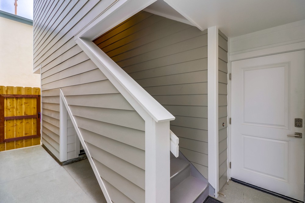 Virtual tour photo 3 of 43 for 843 Jamaica Ct