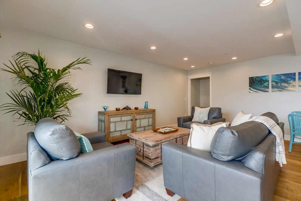 Virtual tour photo 10 of 43 for 843 Jamaica Ct