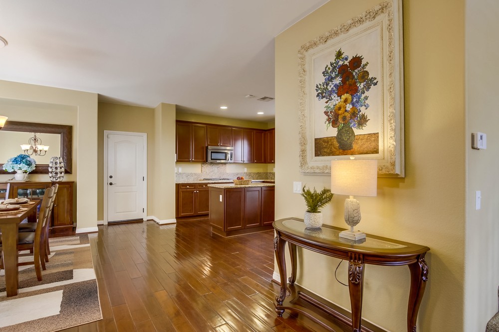 Virtual tour photo 9 of 49 for 8432 Kern Crescent