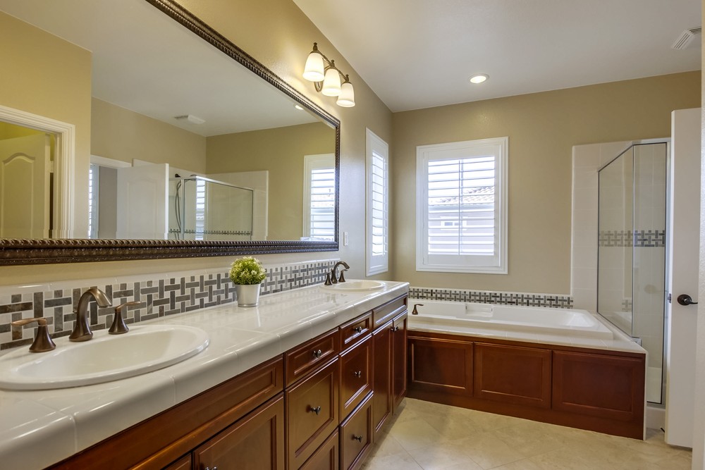 Virtual tour photo 34 of 49 for 8432 Kern Crescent