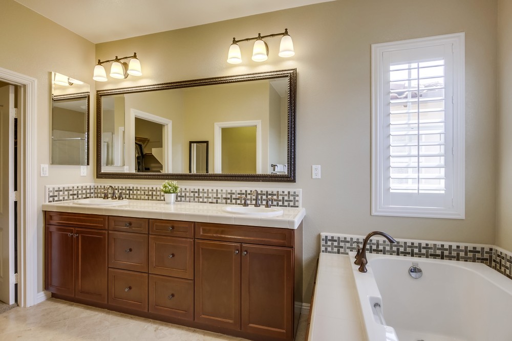 Virtual tour photo 37 of 49 for 8432 Kern Crescent