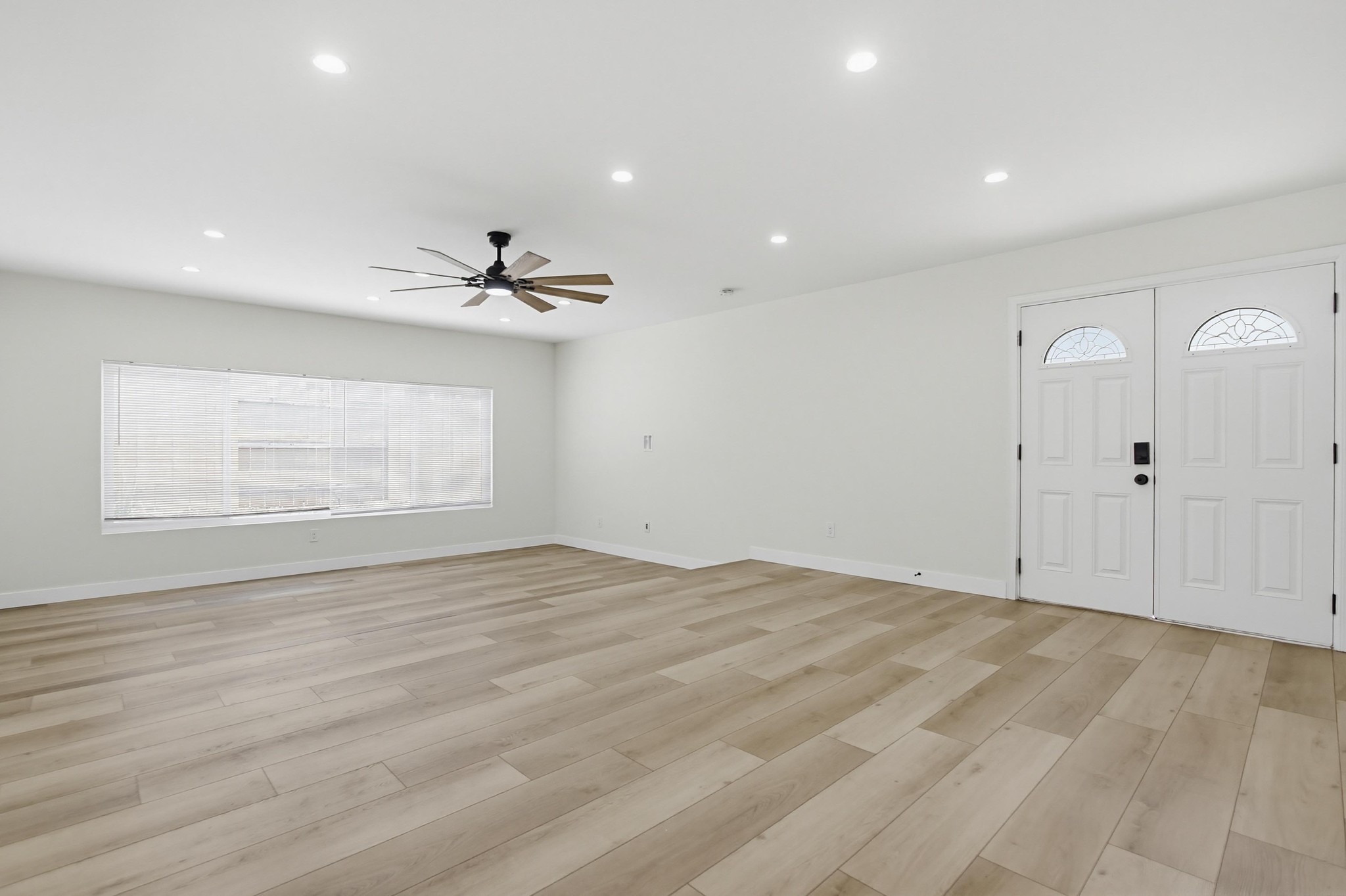 Virtual tour photo 8 of 44 for 8434 Kreiner Way