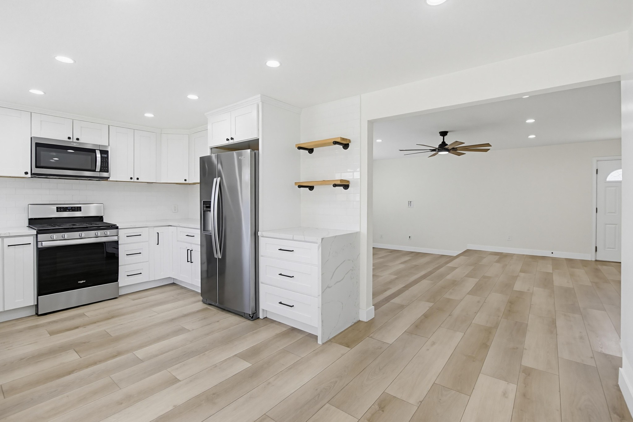 Virtual tour photo 12 of 44 for 8434 Kreiner Way