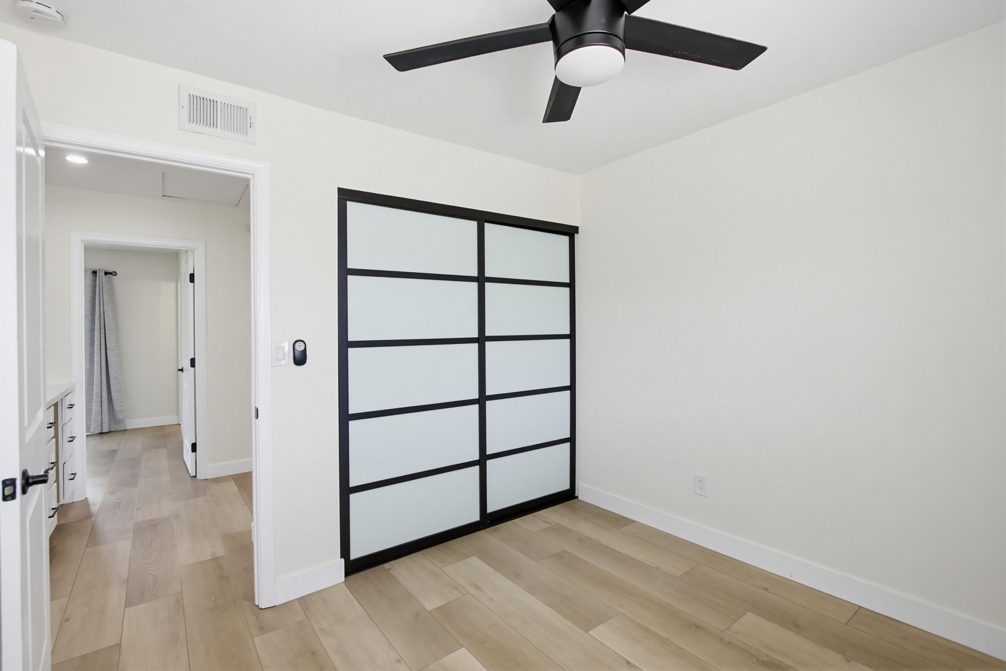 Virtual tour photo 24 of 44 for 8434 Kreiner Way