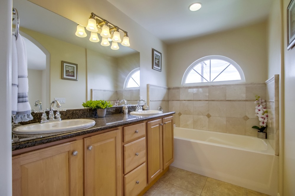 Virtual tour photo 31 of 57 for 844 18th St
