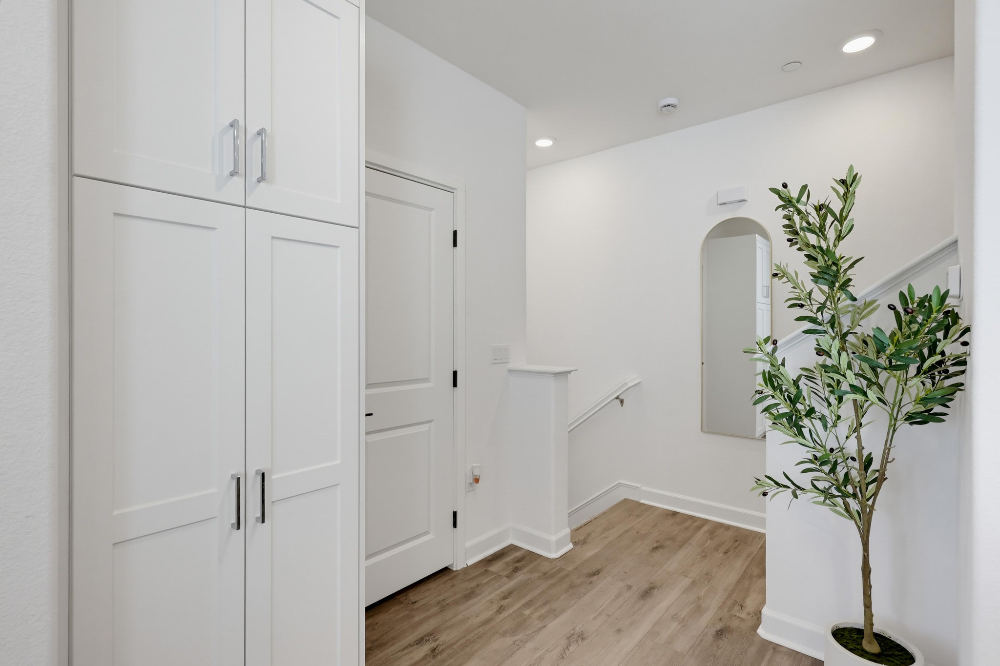 Virtual tour photo 23 of 53 for 844 Makani St #1