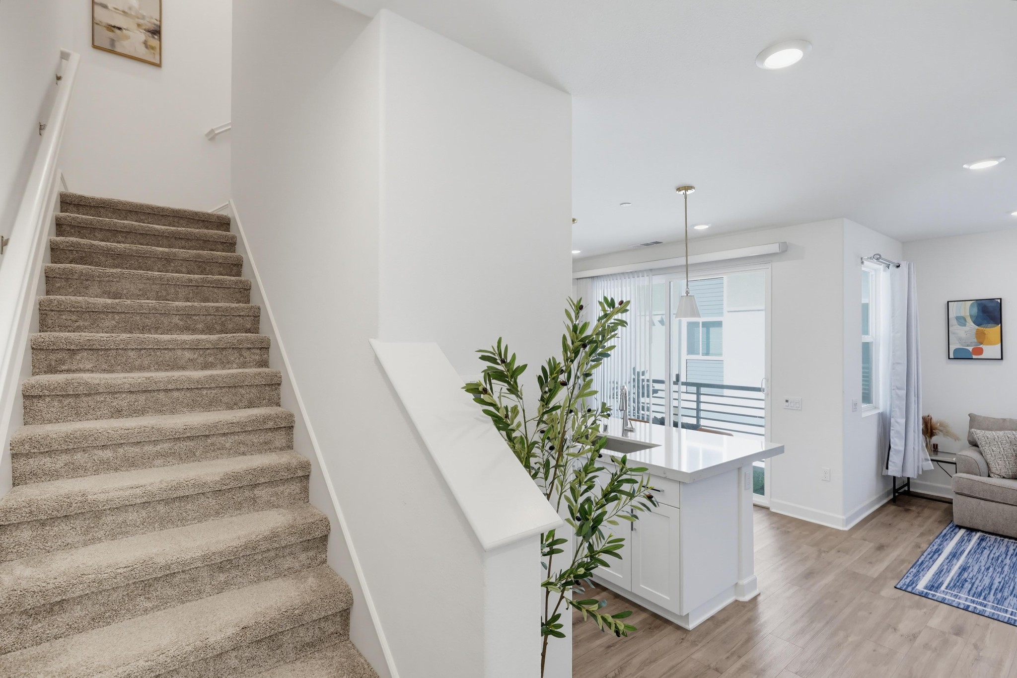 Virtual tour photo 33 of 53 for 844 Makani St #1
