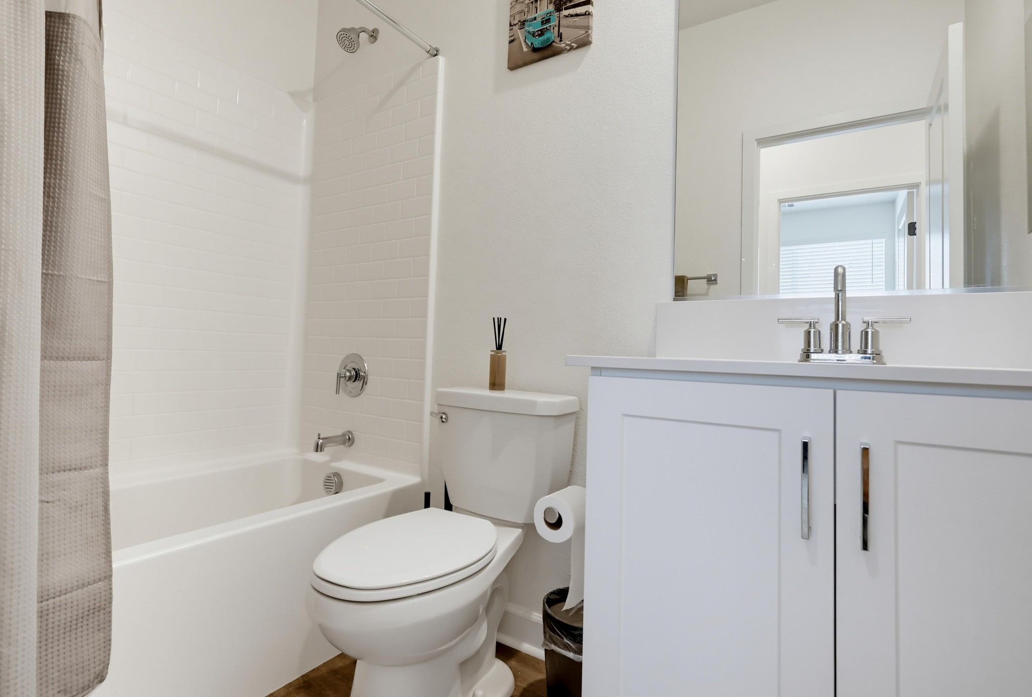 Virtual tour photo 43 of 53 for 844 Makani St #1