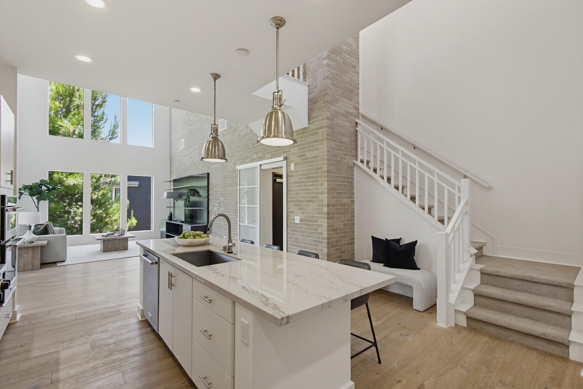 Virtual tour photo 14 of 85 for 8442 Distinctive Dr