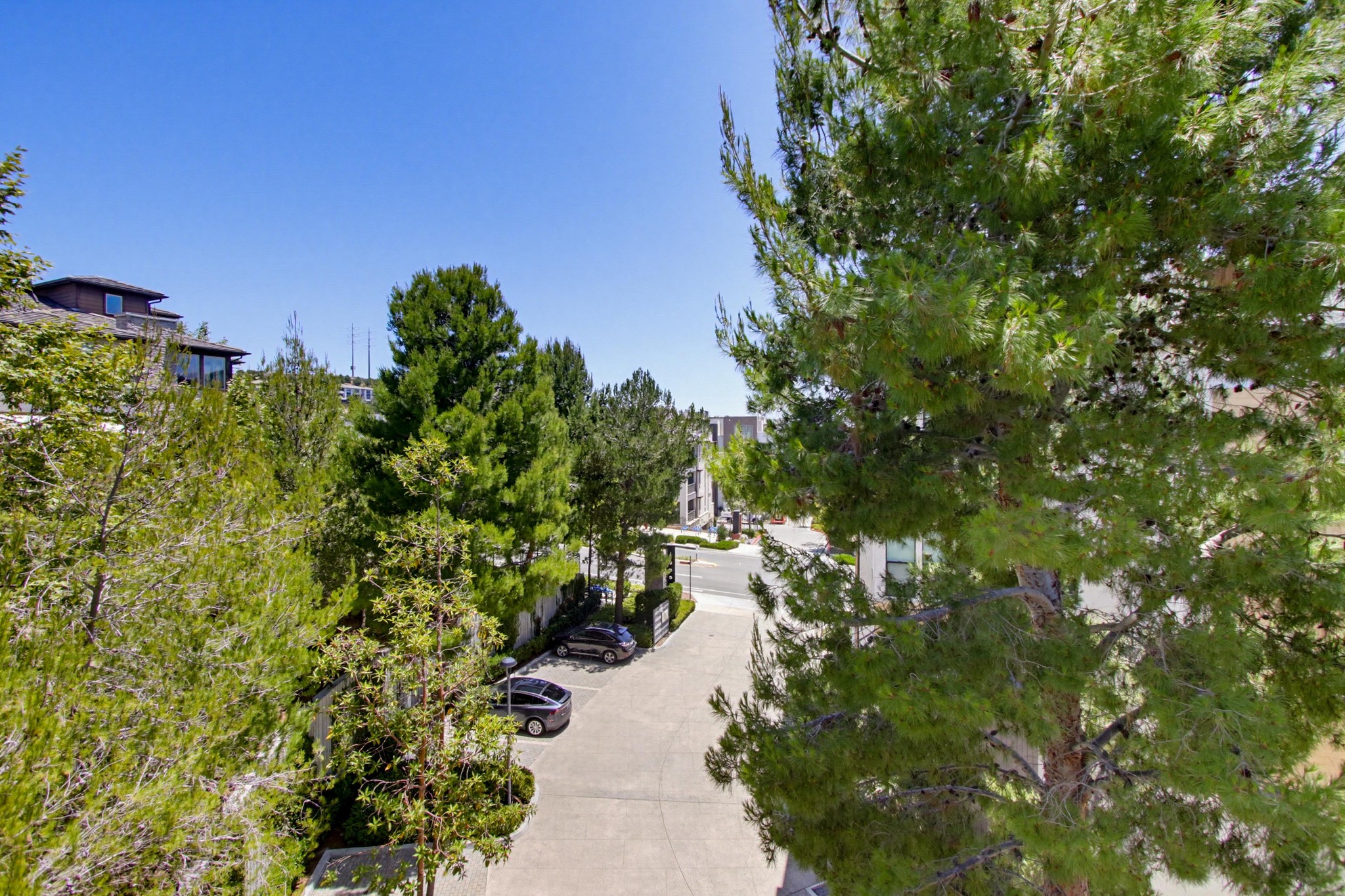 Virtual tour photo 23 of 85 for 8442 Distinctive Dr