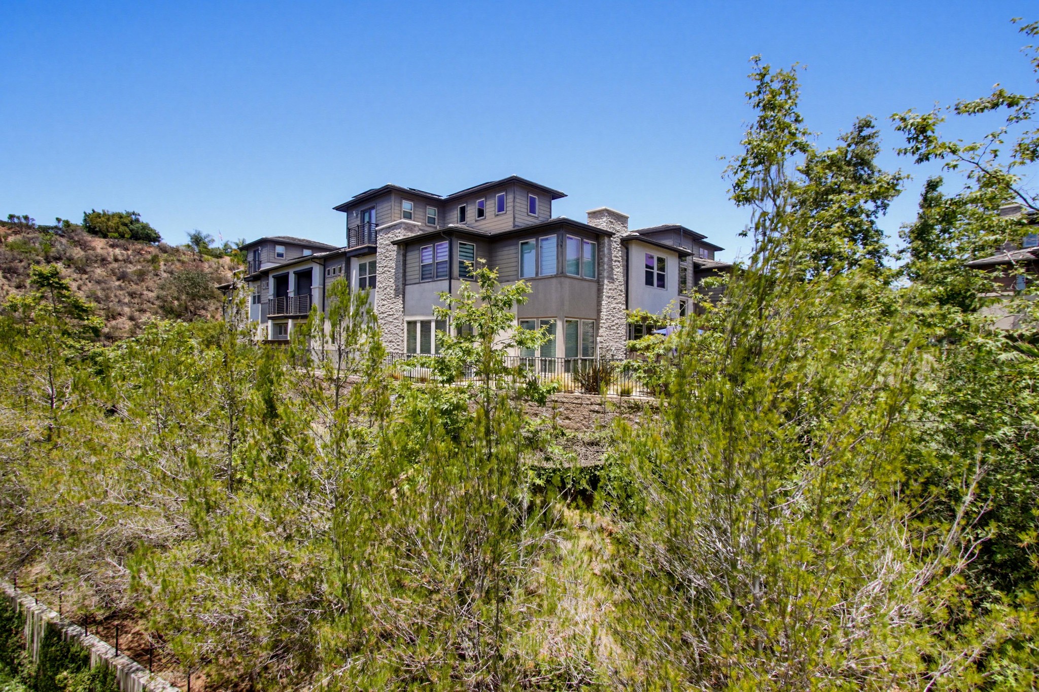 Virtual tour photo 24 of 85 for 8442 Distinctive Dr