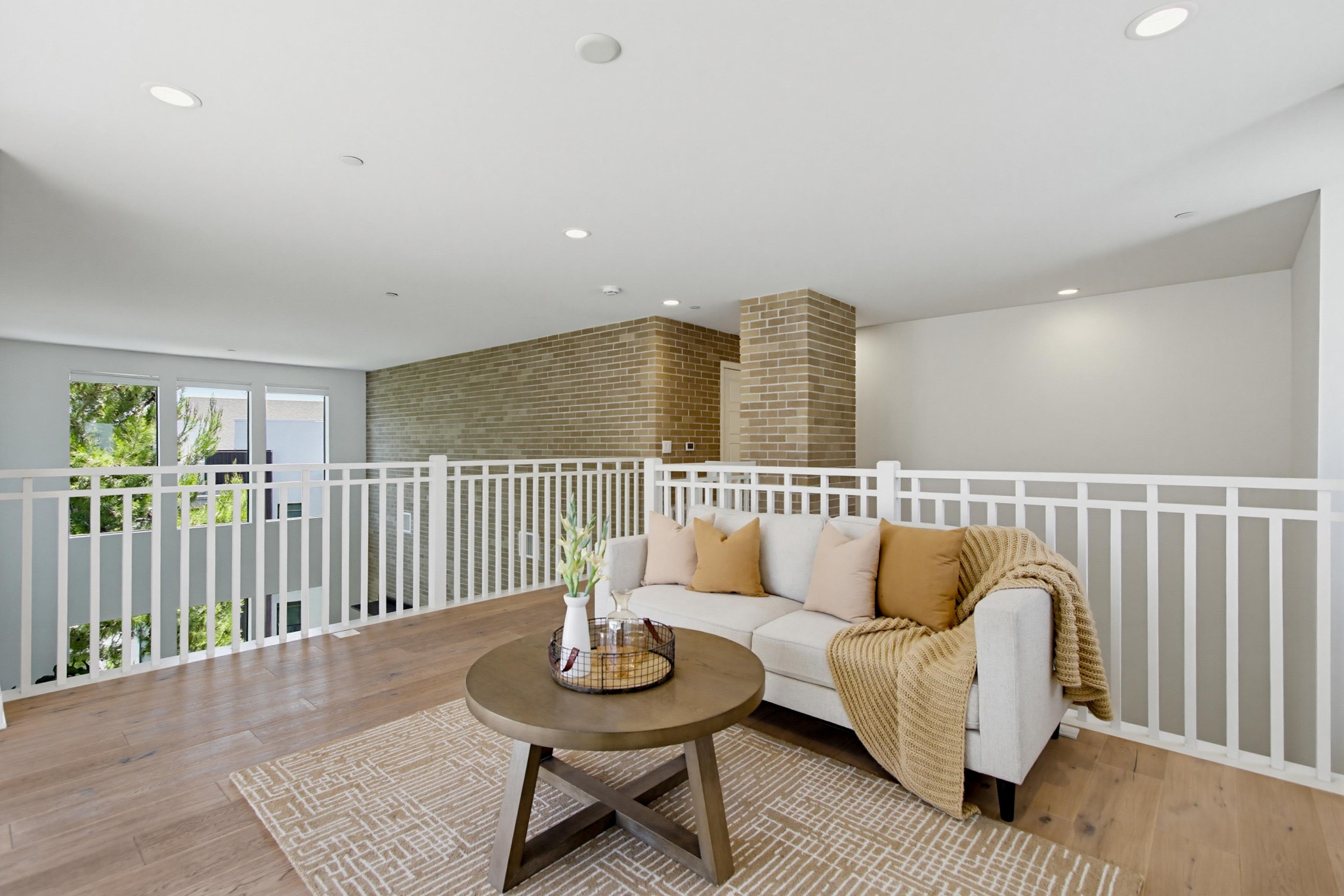 Virtual tour photo 42 of 85 for 8442 Distinctive Dr