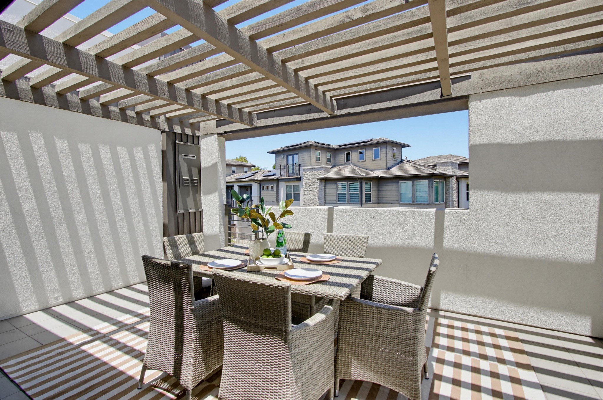 Virtual tour photo 44 of 85 for 8442 Distinctive Dr