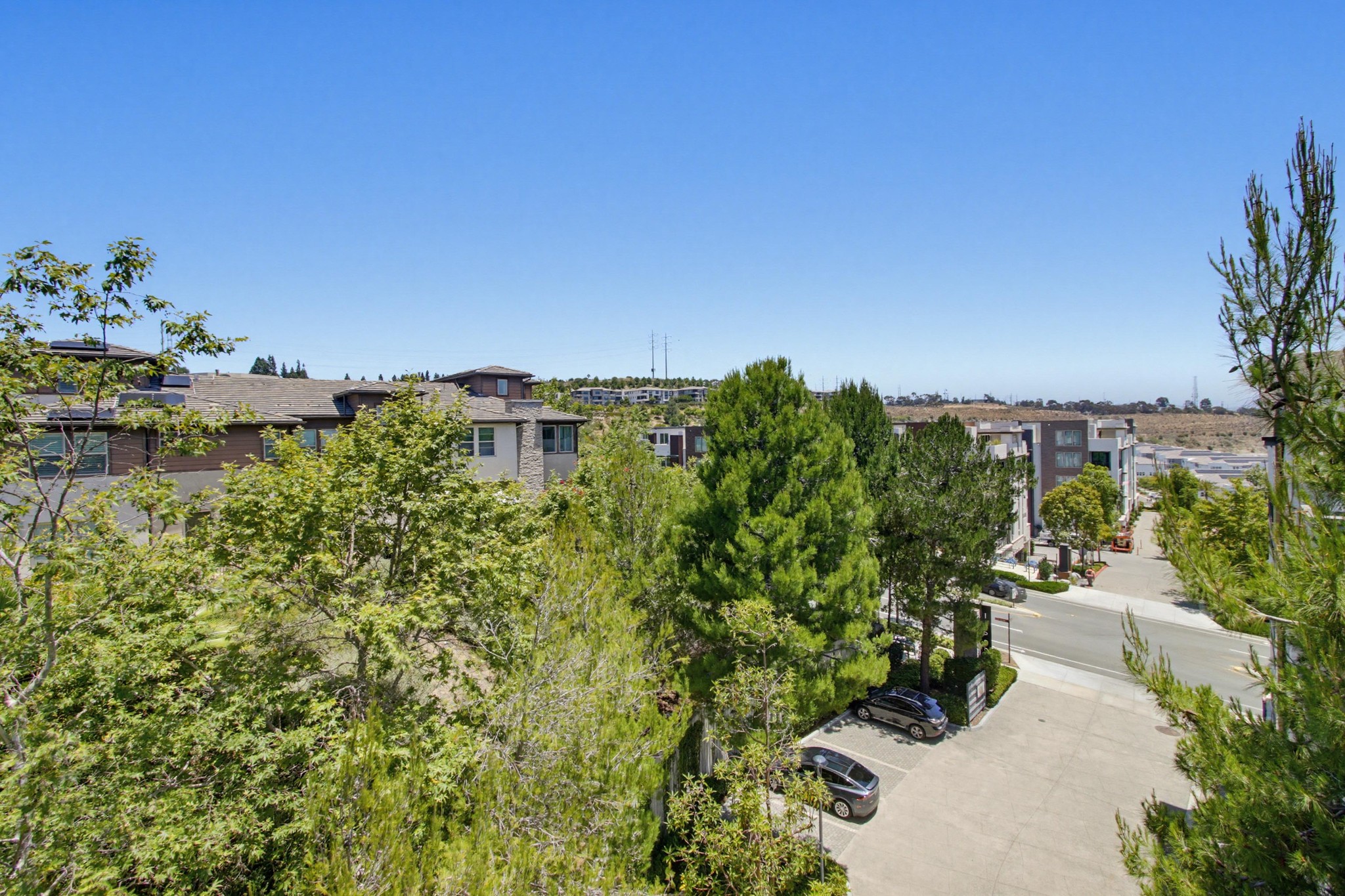 Virtual tour photo 52 of 85 for 8442 Distinctive Dr