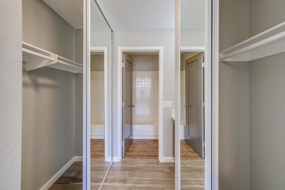 Virtual tour photo 25 of 29 for 8445 Westmore Rd APT 94