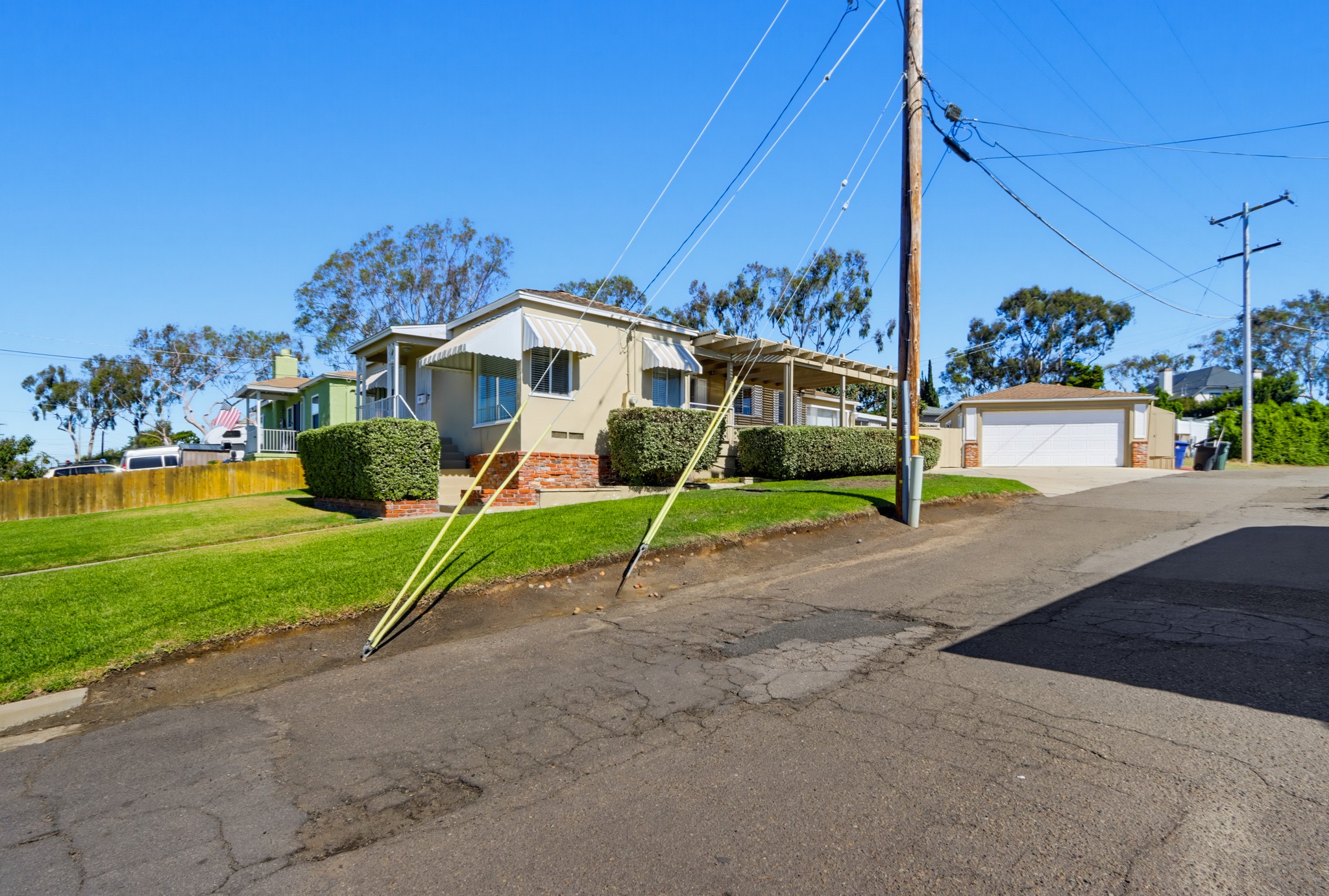 Virtual tour photo 3 of 50 for 845 1st Ave