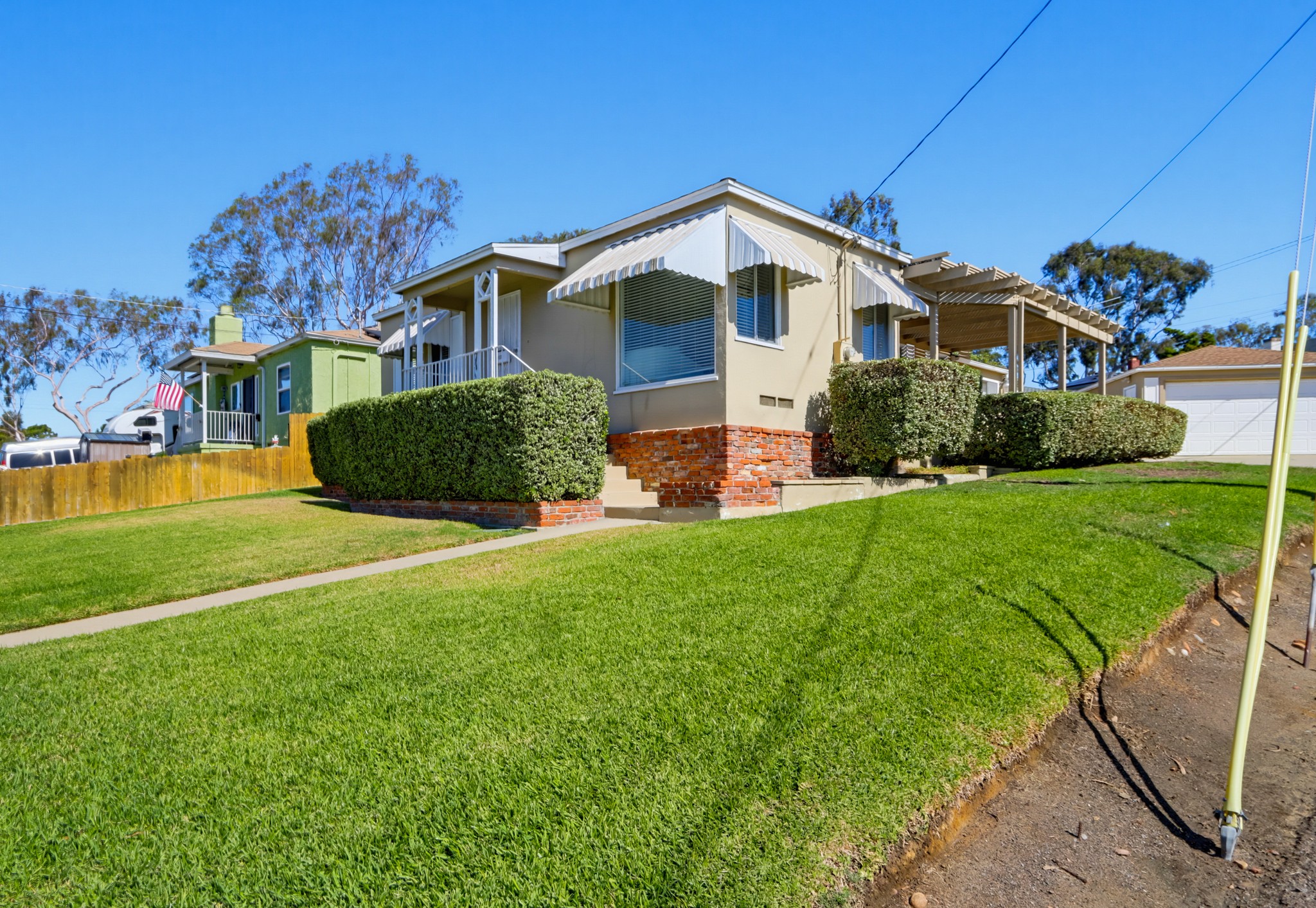 Virtual tour photo 4 of 50 for 845 1st Ave