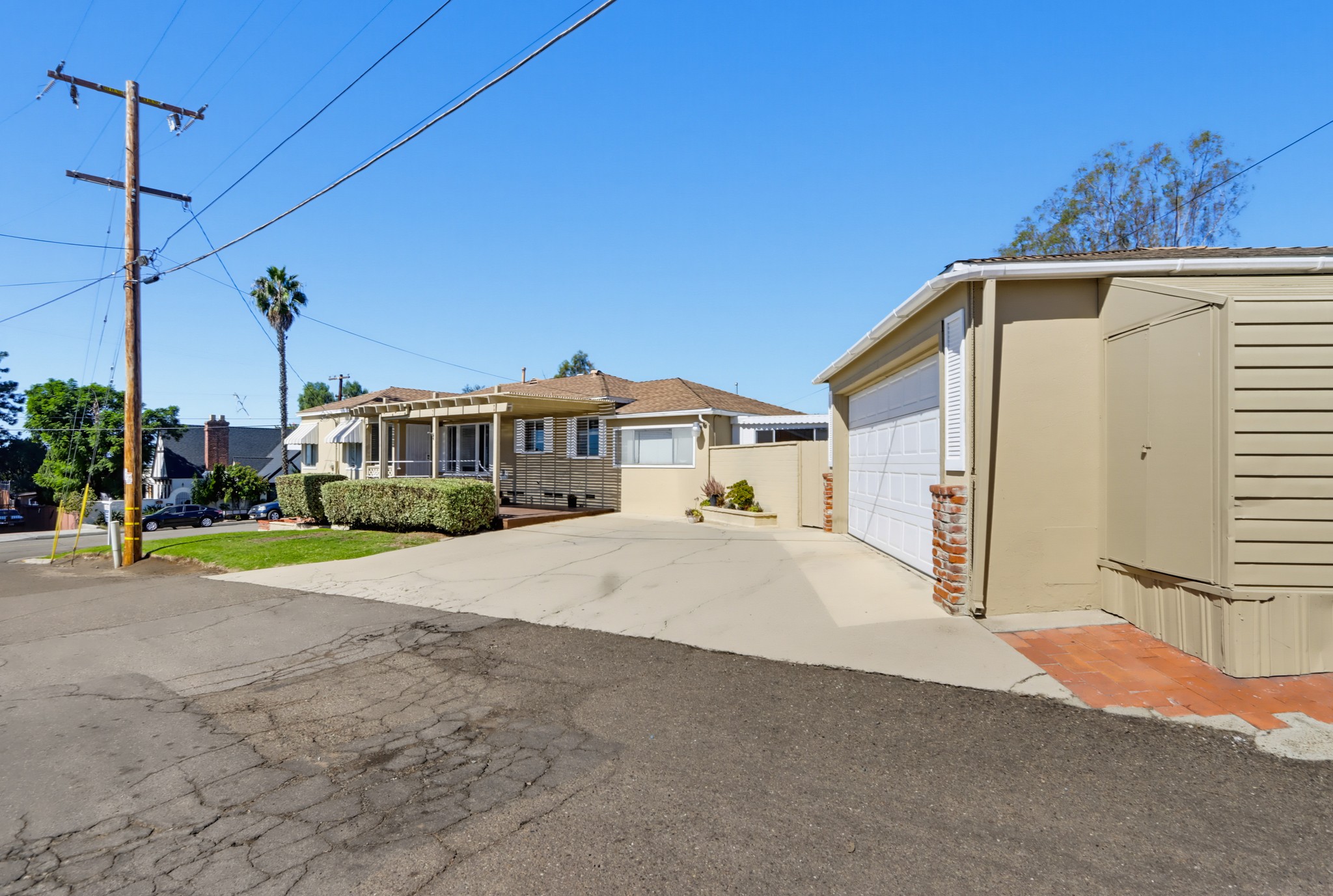 Virtual tour photo 48 of 50 for 845 1st Ave
