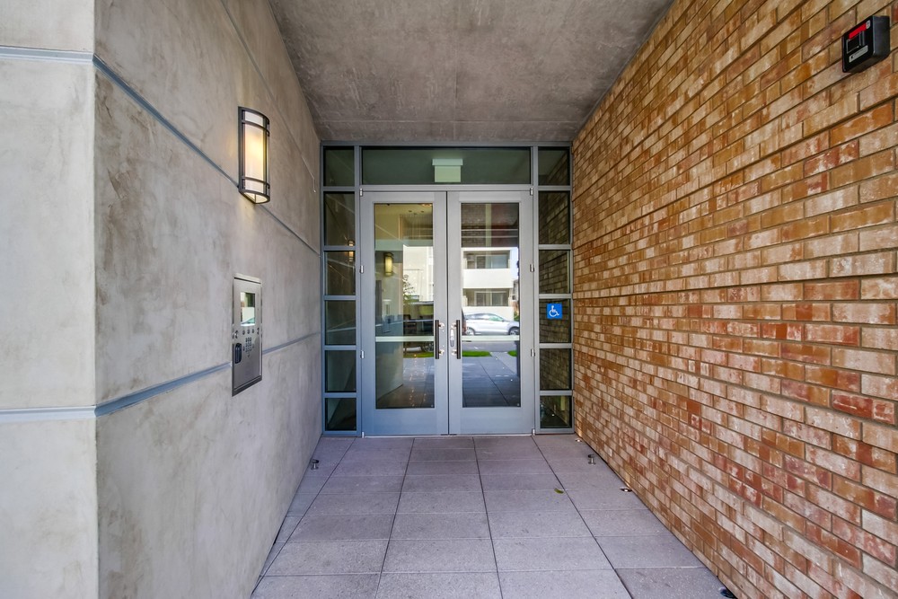 Virtual tour photo 5 of 44 for 845 Fort Stockton Dr #507