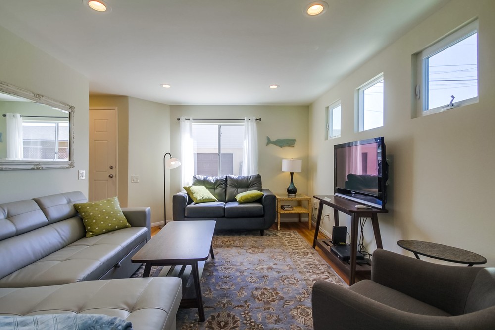 Virtual tour photo 19 of 36 for 845 Opal St