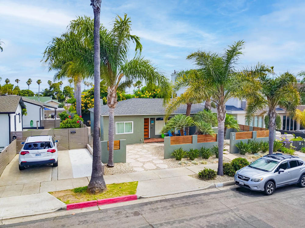 Virtual tour photo 4 of 28 for 845 Opal St