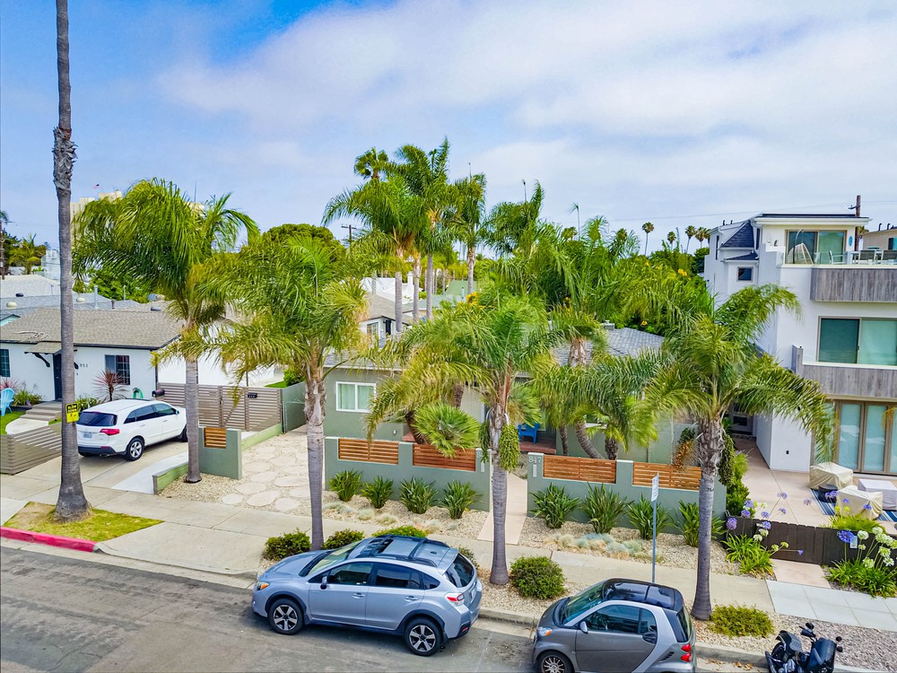 Virtual tour photo 7 of 28 for 845 Opal St
