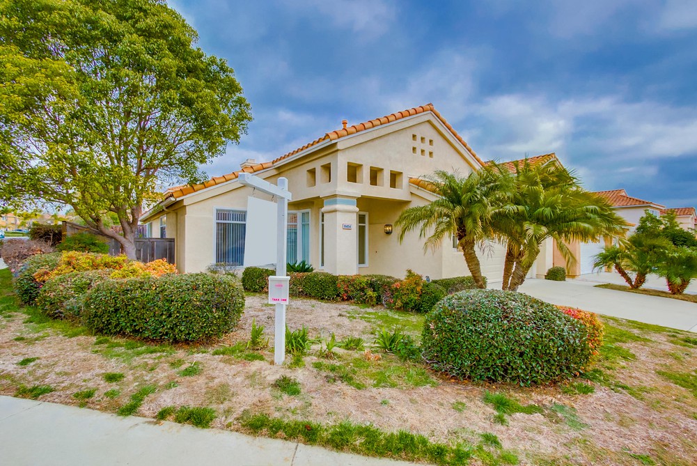 Virtual tour photo 3 of 39 for 8454 Burr Ln