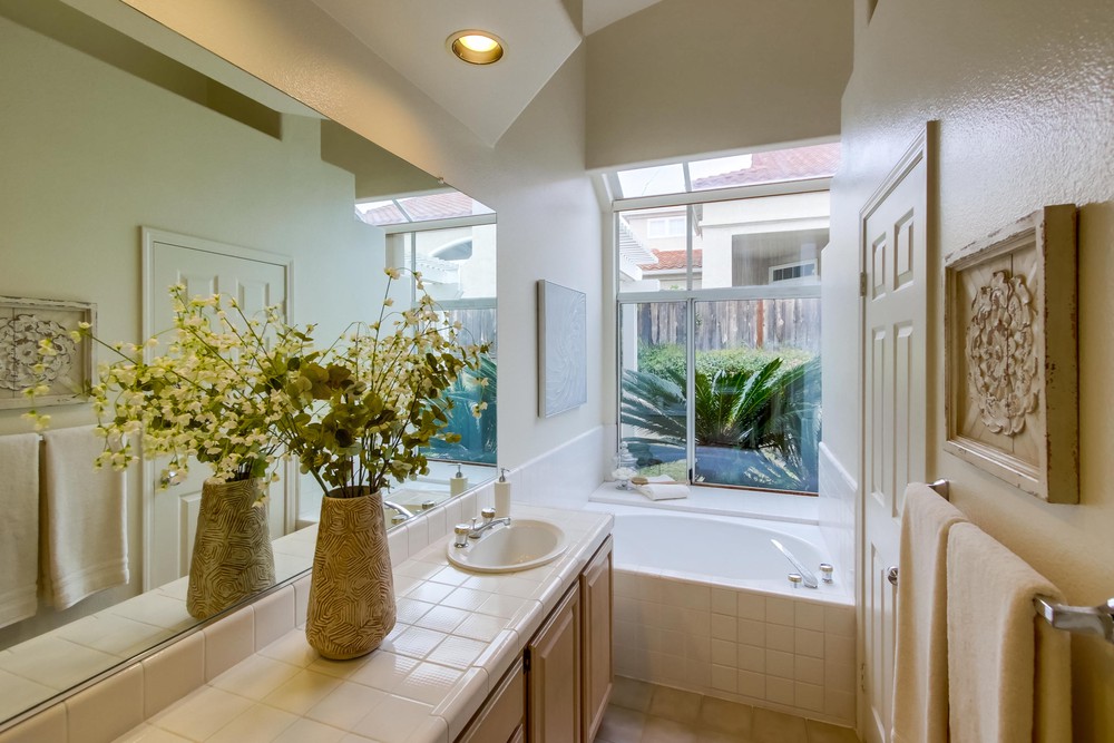 Virtual tour photo 24 of 39 for 8454 Burr Ln