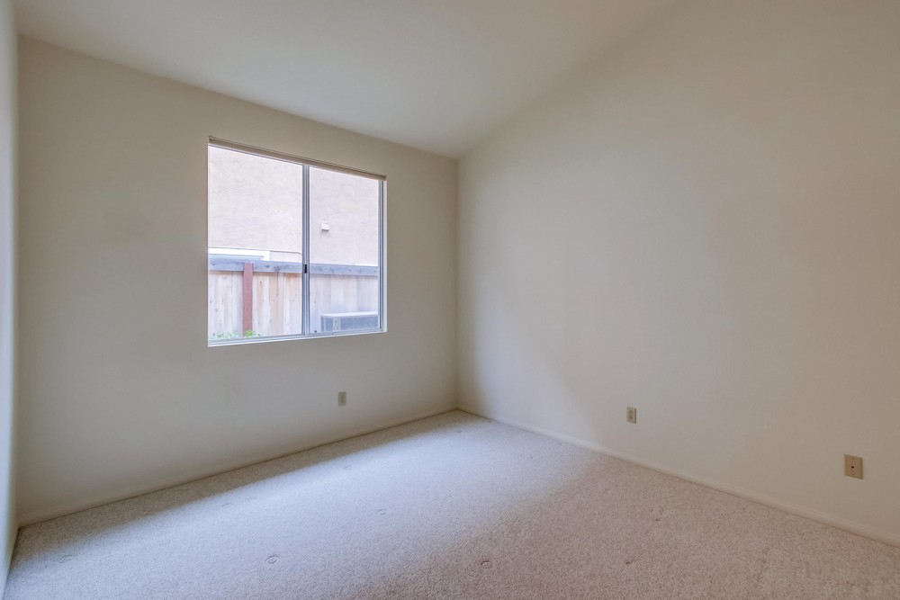 Virtual tour photo 27 of 39 for 8454 Burr Ln