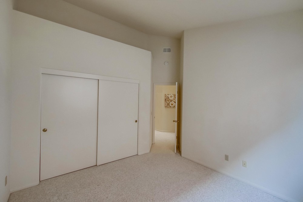Virtual tour photo 28 of 39 for 8454 Burr Ln