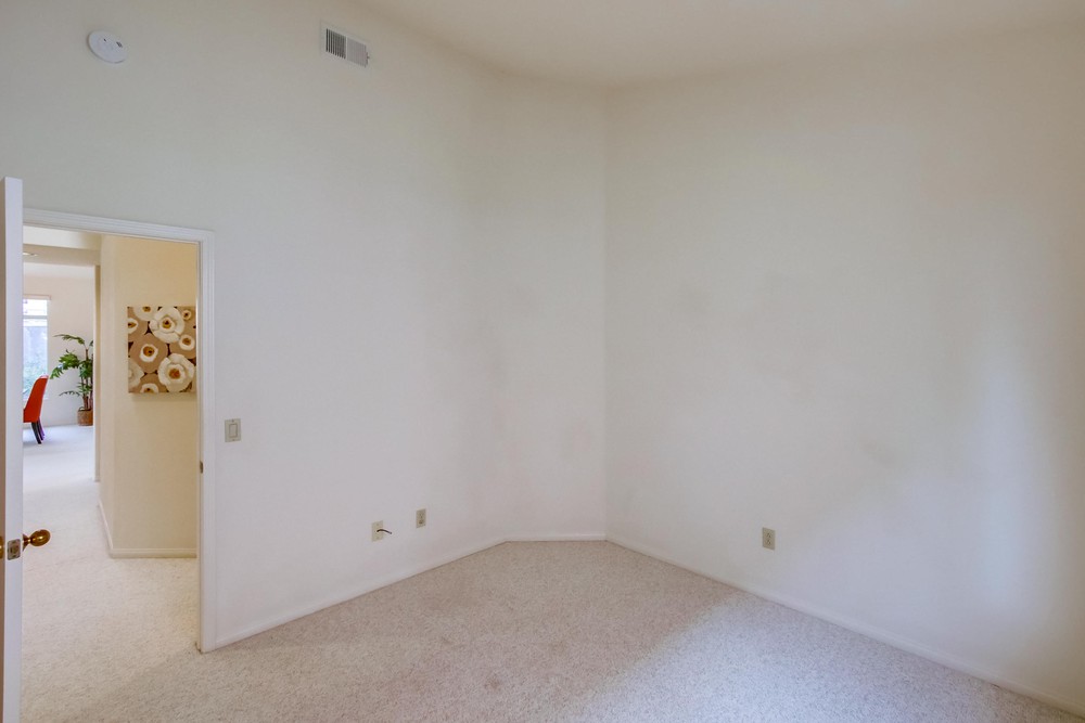 Virtual tour photo 31 of 39 for 8454 Burr Ln