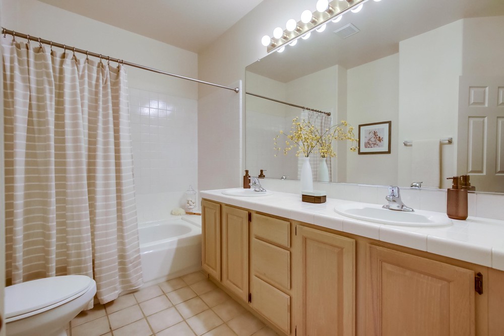 Virtual tour photo 32 of 39 for 8454 Burr Ln