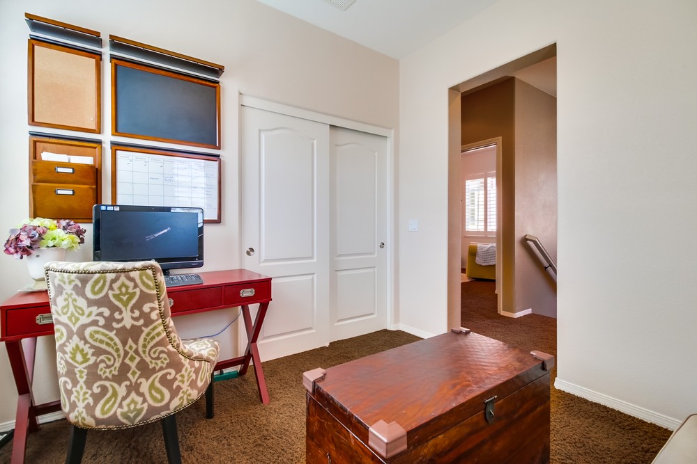 Virtual tour photo 14 of 27 for 8456 Kern Crescent