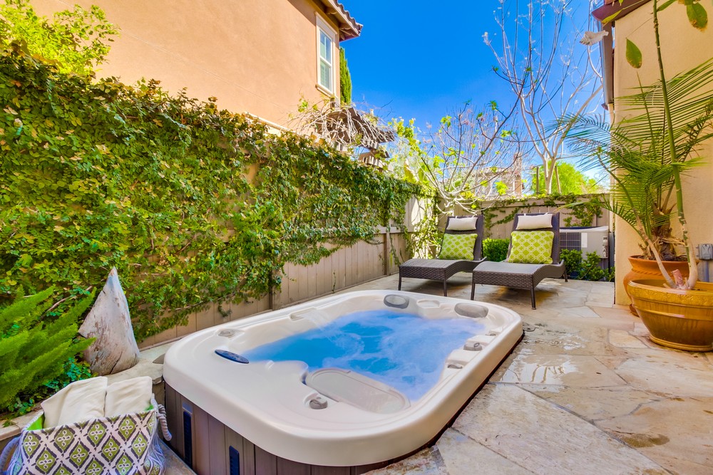 Virtual tour photo 23 of 27 for 8456 Kern Crescent